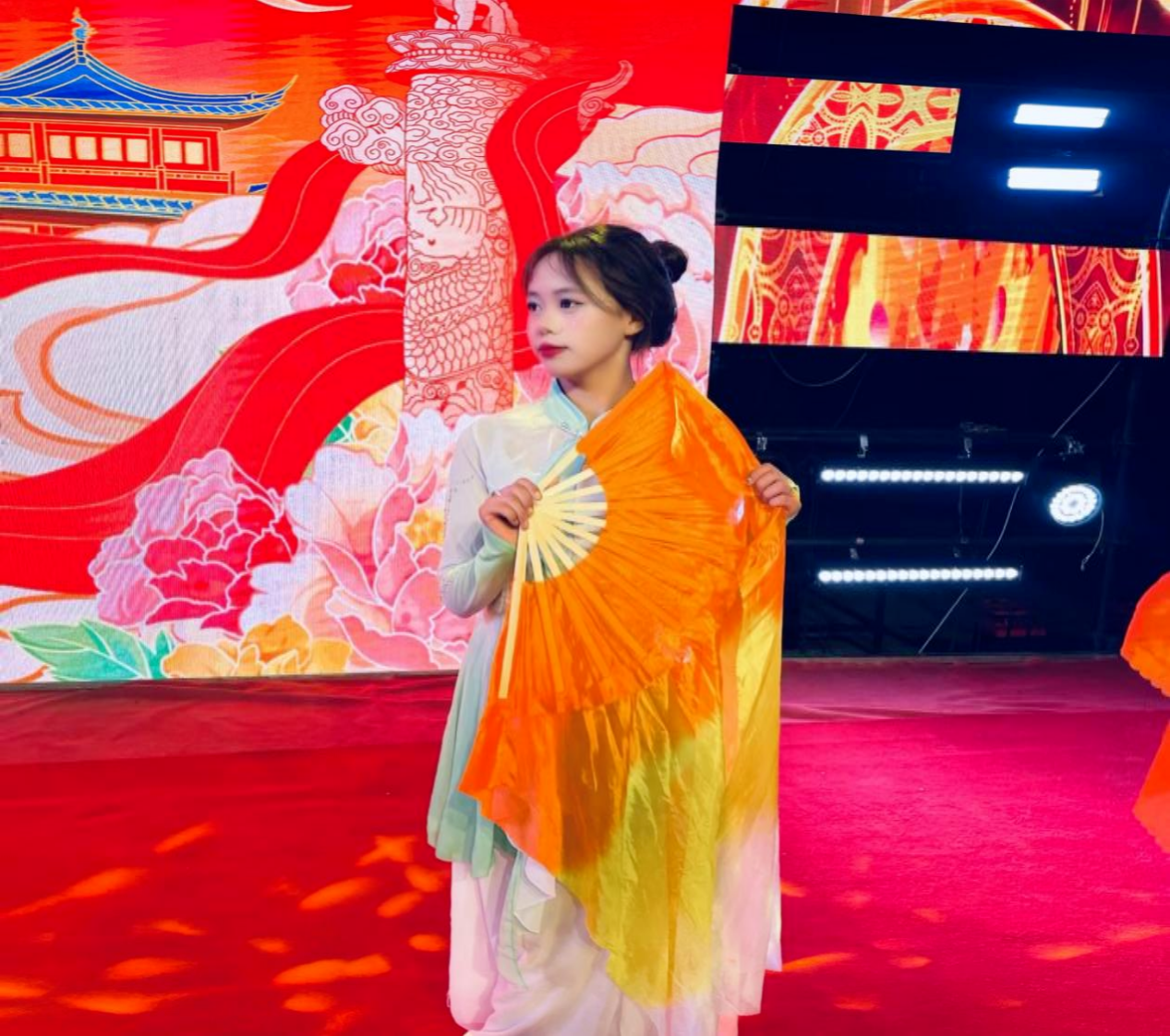 青衿之志 履踐致遠(yuǎn) | “學(xué)習(xí)之星”：成彩燕