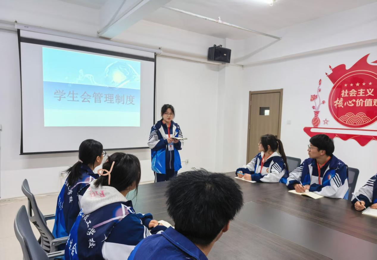 青衿之志 履踐致遠(yuǎn) | 學(xué)習(xí)之星：鐘婭婕